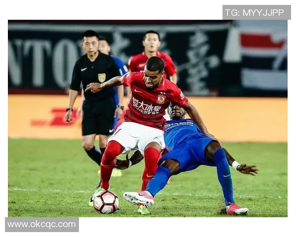 中国蓝队与立陶宛激战正酣比分悬念引发球迷热议