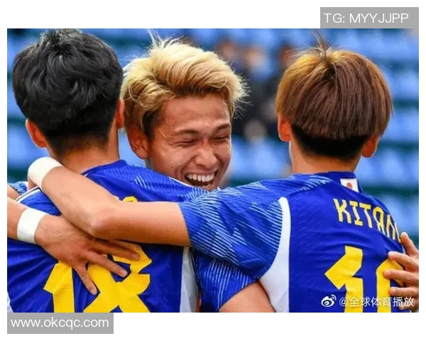 卡拉巴赫与地拉那游击的精彩对决揭示足球战术与团队精神的较量